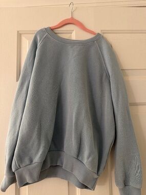 Perfect white tee Lennon sweatshirt